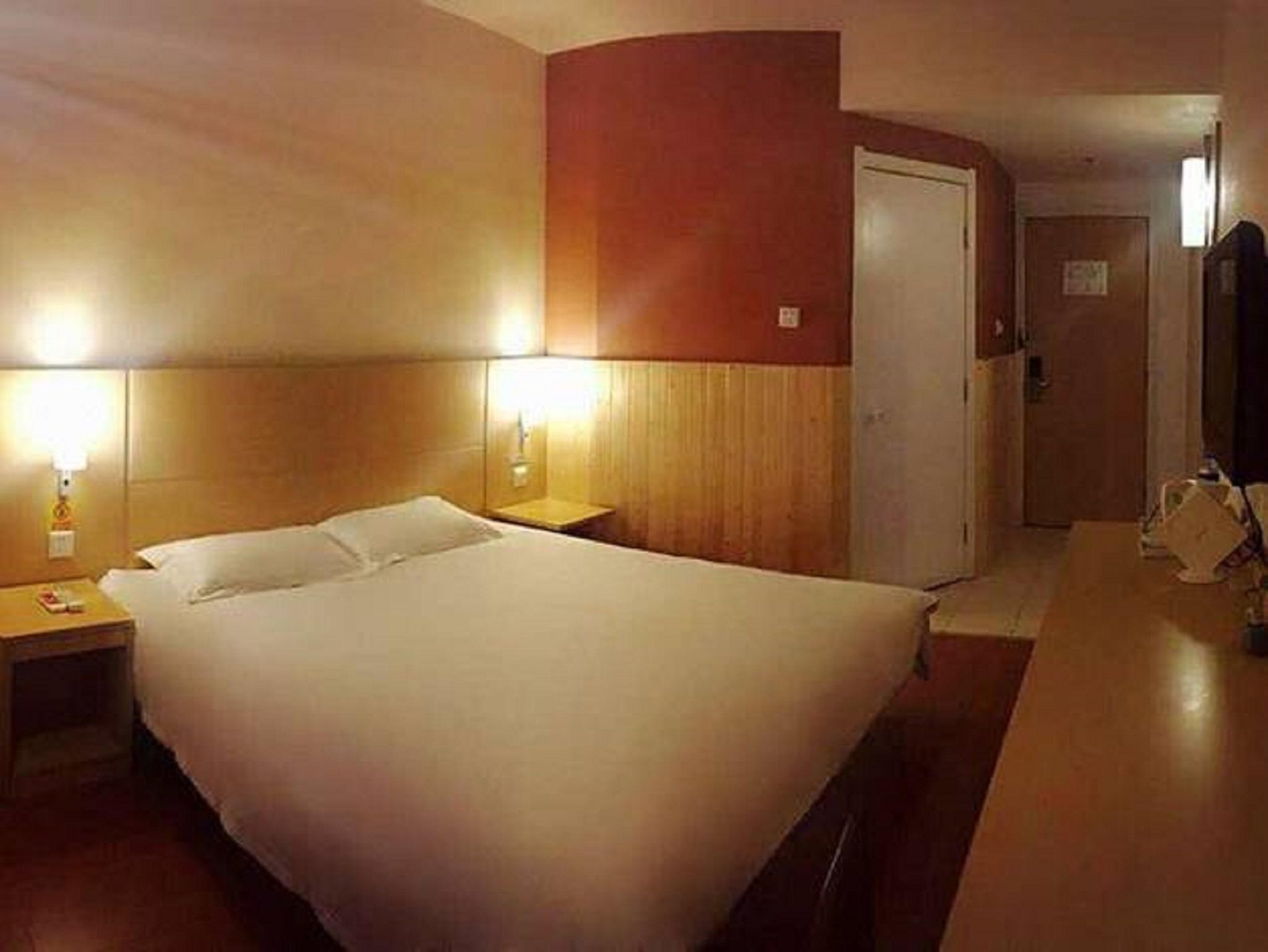 Hotel Ibis Nantong Qingnian Esterno foto