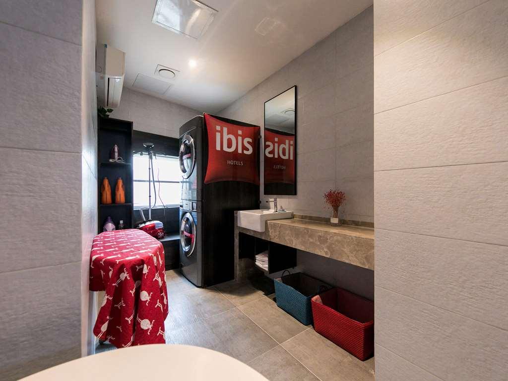 Hotel Ibis Nantong Qingnian Amenities foto