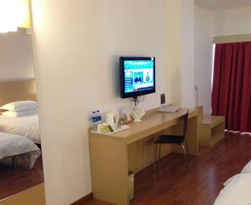 Hotel Ibis Nantong Qingnian Esterno foto
