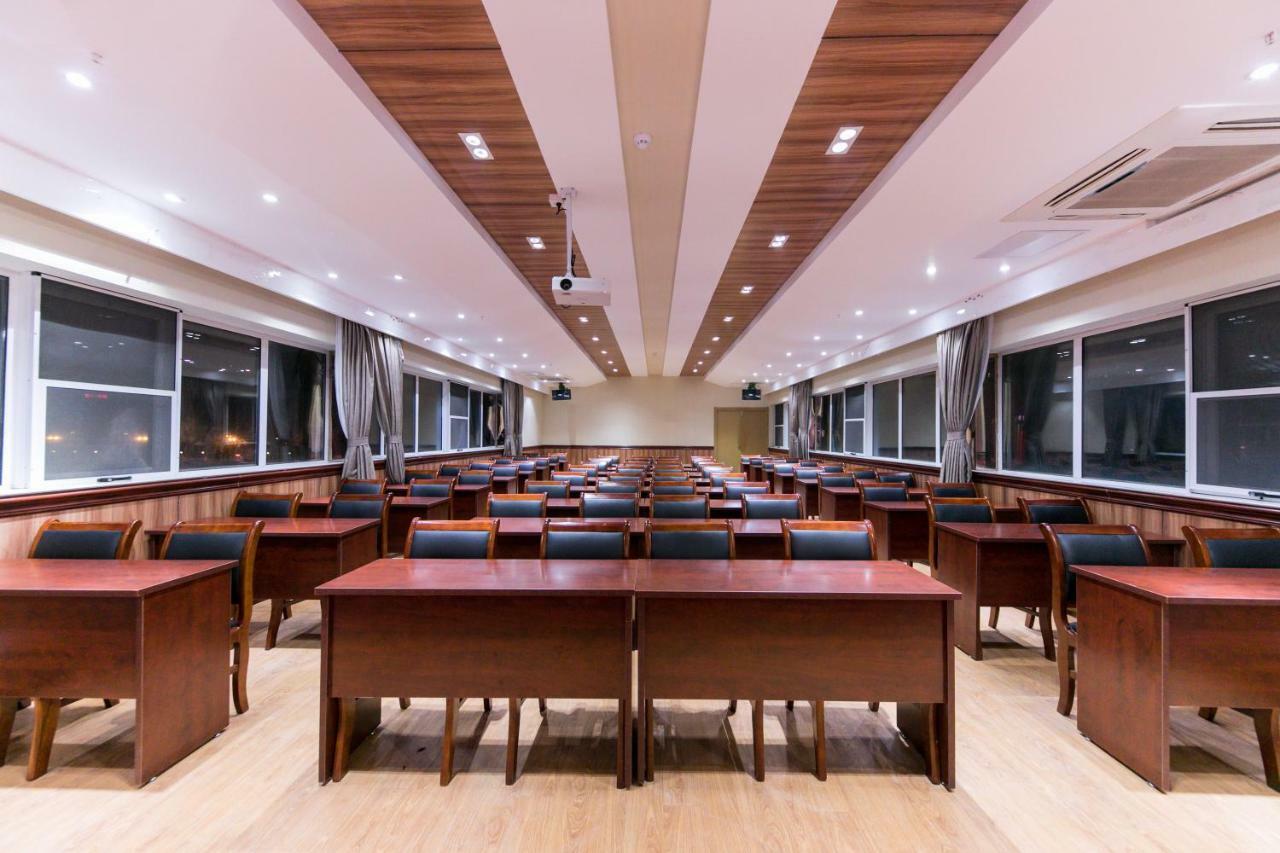 Hotel Ibis Nantong Qingnian Esterno foto